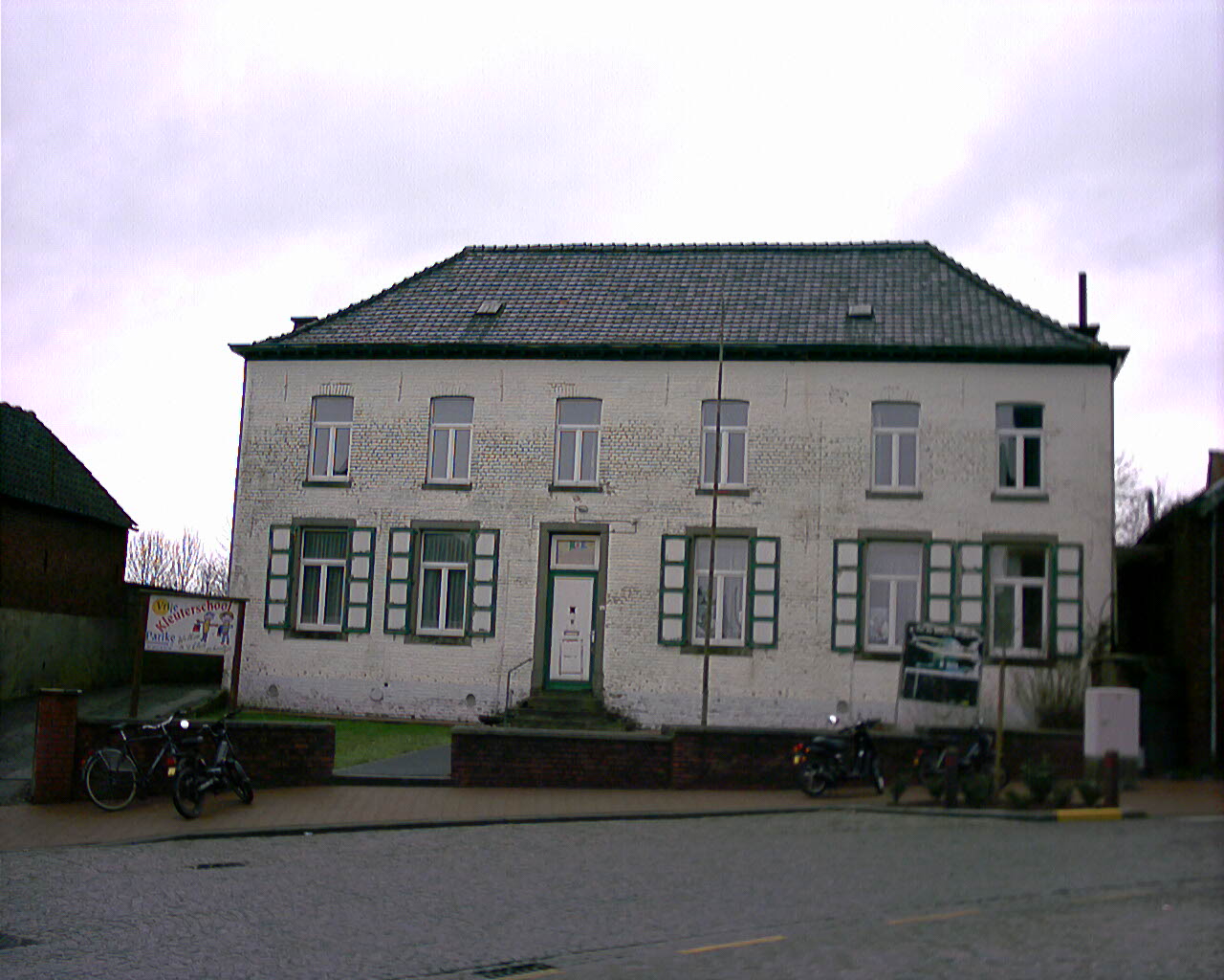 img23.jpg